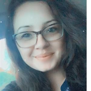 Meet your Posher, Andrea